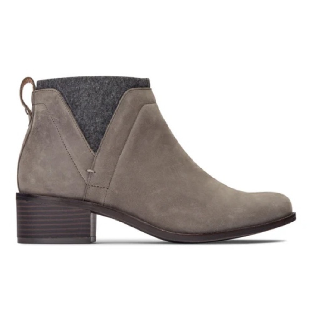 New Vionic Size 7 Joslyn Bootie Green/Grey Nubuck Leather Water Resistant Boots